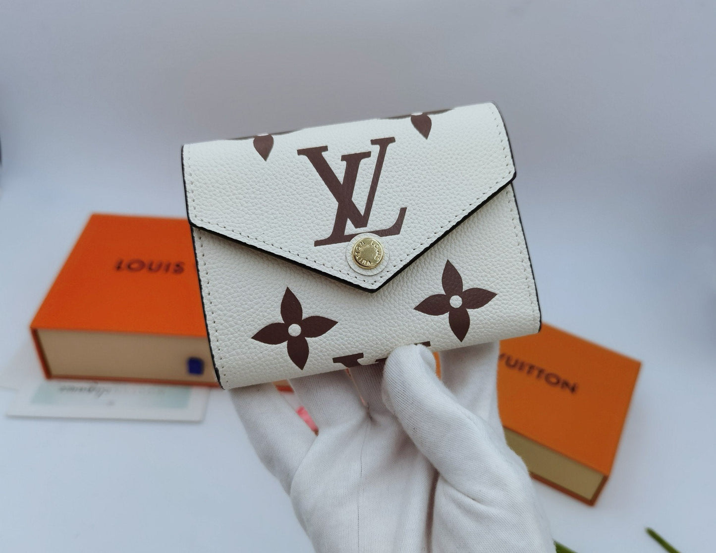 BL - High Quality Wallet LUV 001