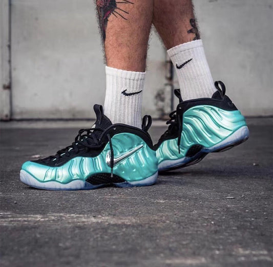 BL - NKE Hardaway Foam south coast bubble