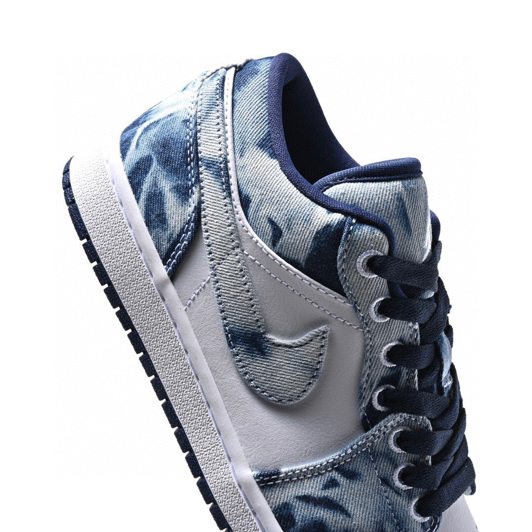 BL - AJ1 Low Washed Denim