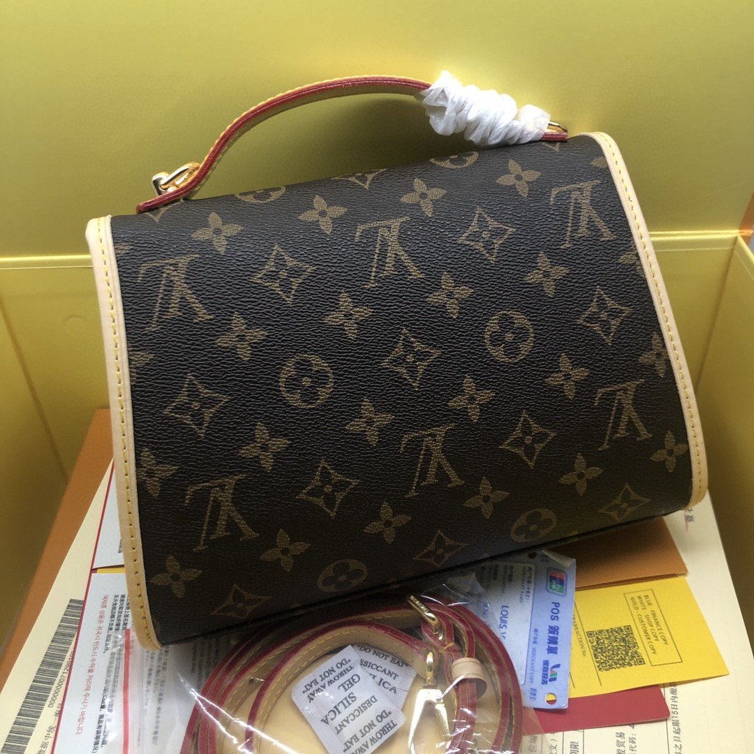BL - High Quality Bags LUV 005