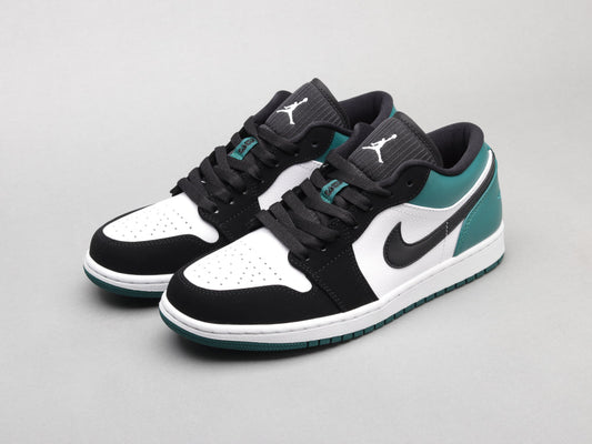 BL - AJ1 black and green toes