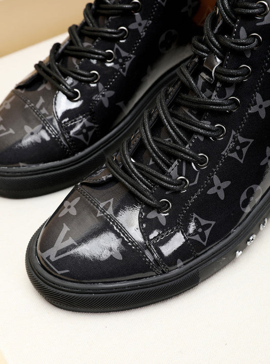 BL - LUV Stellar Trainer Boot Black Sneaker