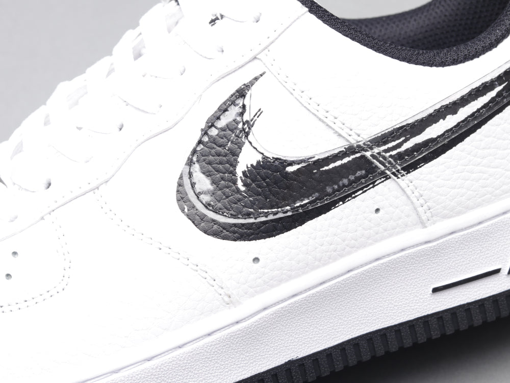 BL - AF1 black and white brush