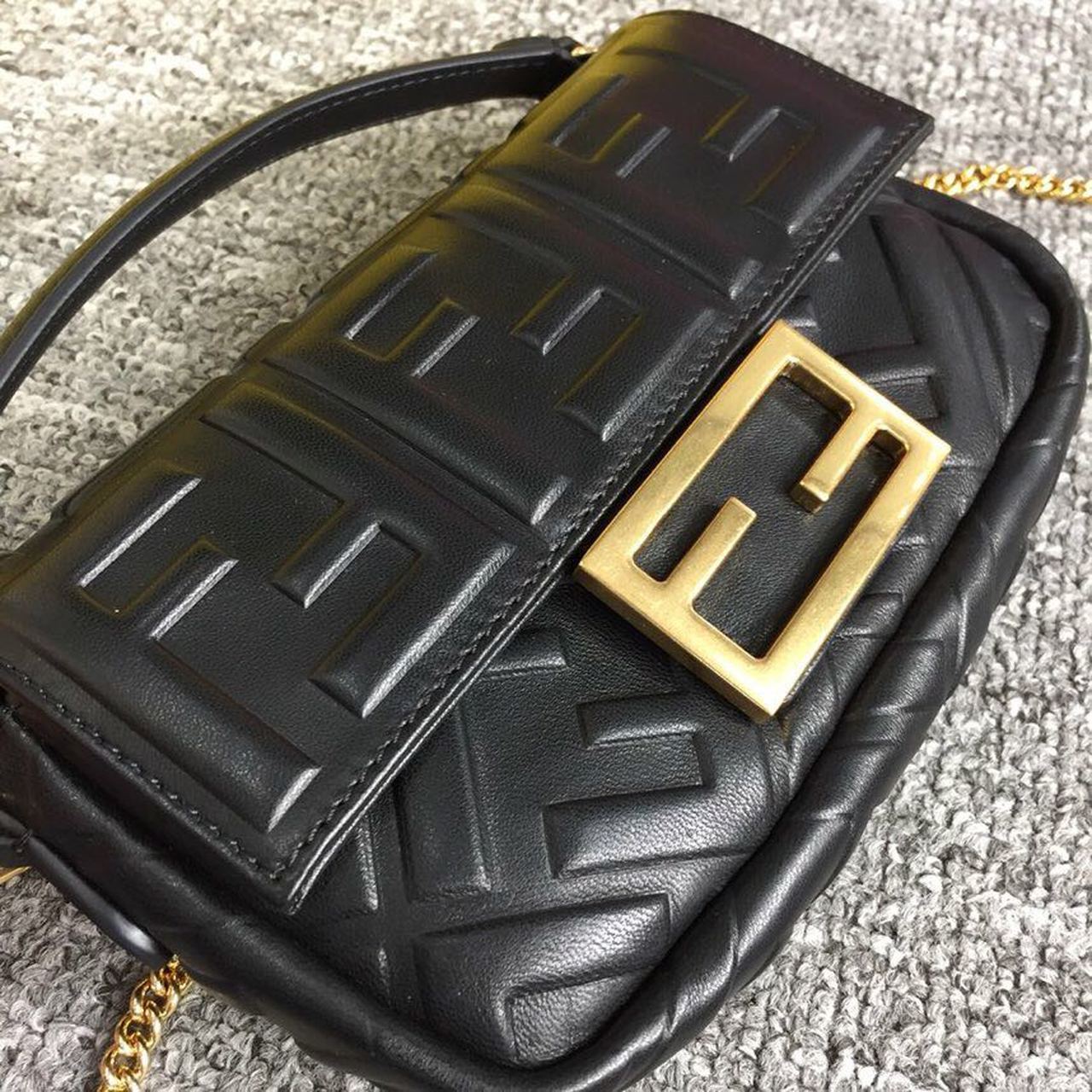 FI Baguette Nappa Black For Women, Women’s Handbags, Shoulder And Crossbody Bags 7.4in/19cm FF 8BS017A72VF15ZW