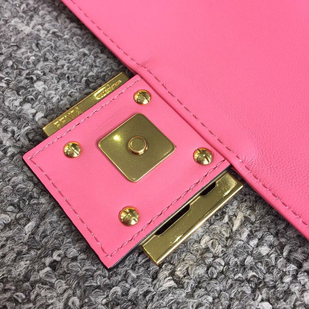 FI Baguette Nappa Pink For Women, Women’s Handbags, Shoulder And Crossbody Bags 10.6in/27cm FF 8BR600