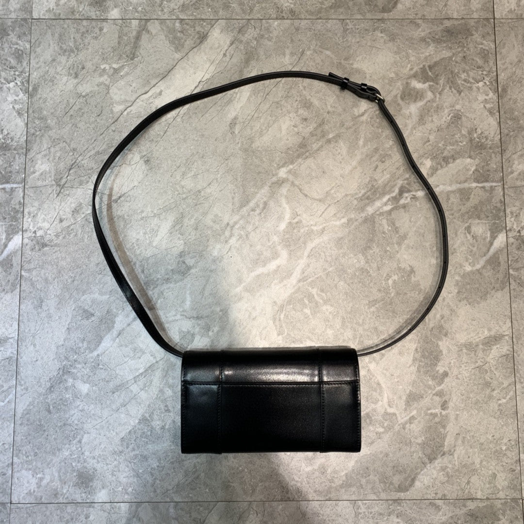 Balen Hourglass Wallet Bag In Black, For Women,  Bags 8in/20cm