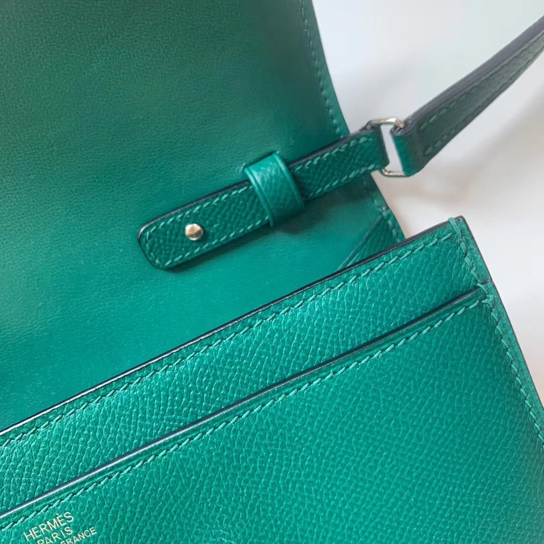 HM Constance Epsom Long To Go Wallet Green For Women, Wallet 8.1in/21cm