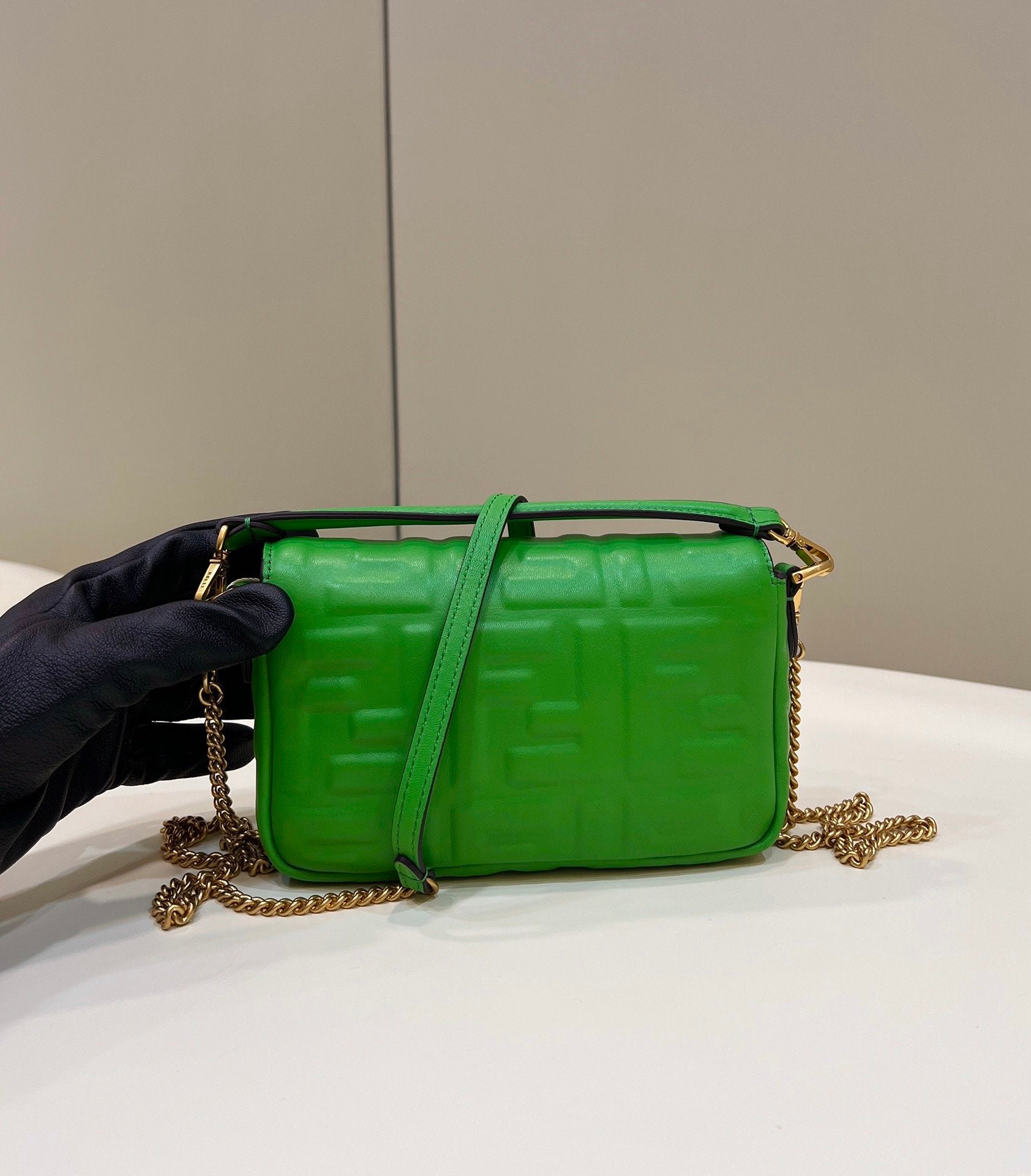 FI Baguette Green For Women, Women’s Handbags, Shoulder And Crossbody Bags 7.5in/19cm FF 8BS017