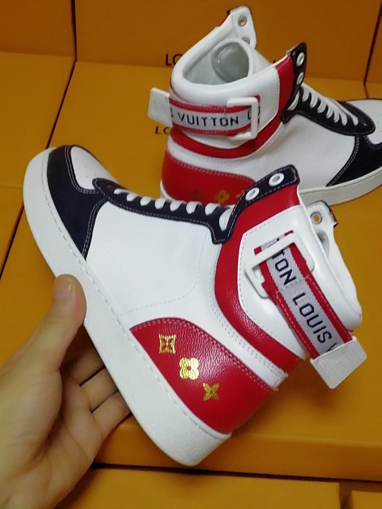 BL - Luv Rivoli Black Red Sneaker