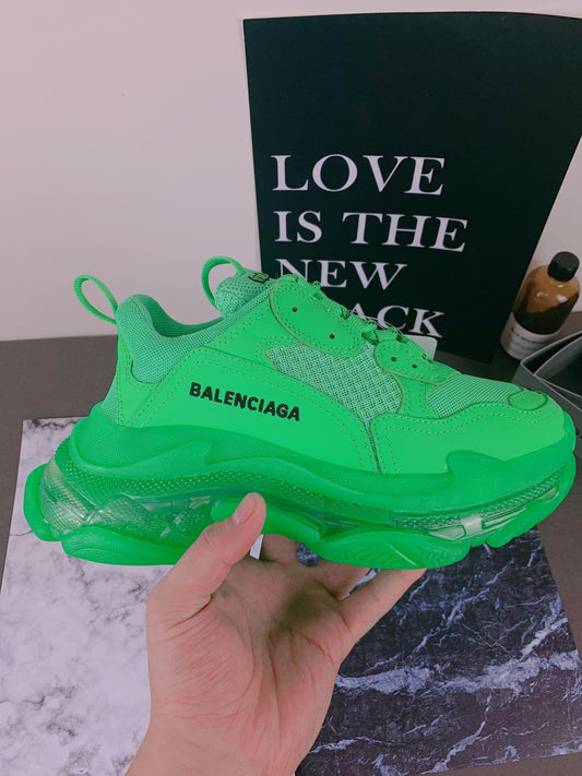 BL - High Quality Bla Sneaker 080