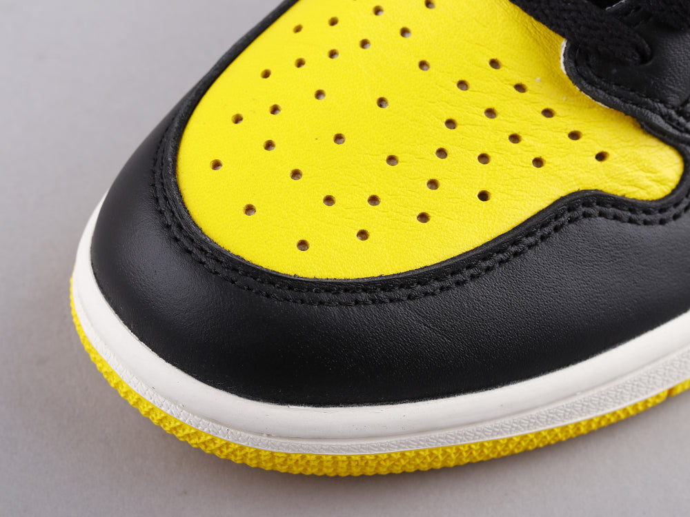 BL - AJ1 Yellow Toe