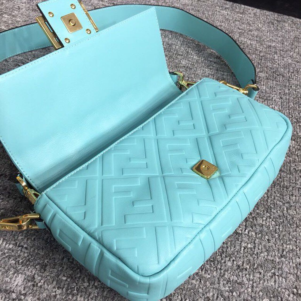 FI Baguette Nappa Light Blue For Women, Women’s Handbags, Shoulder And Crossbody Bags 10.6in/27cm FF 8BR600