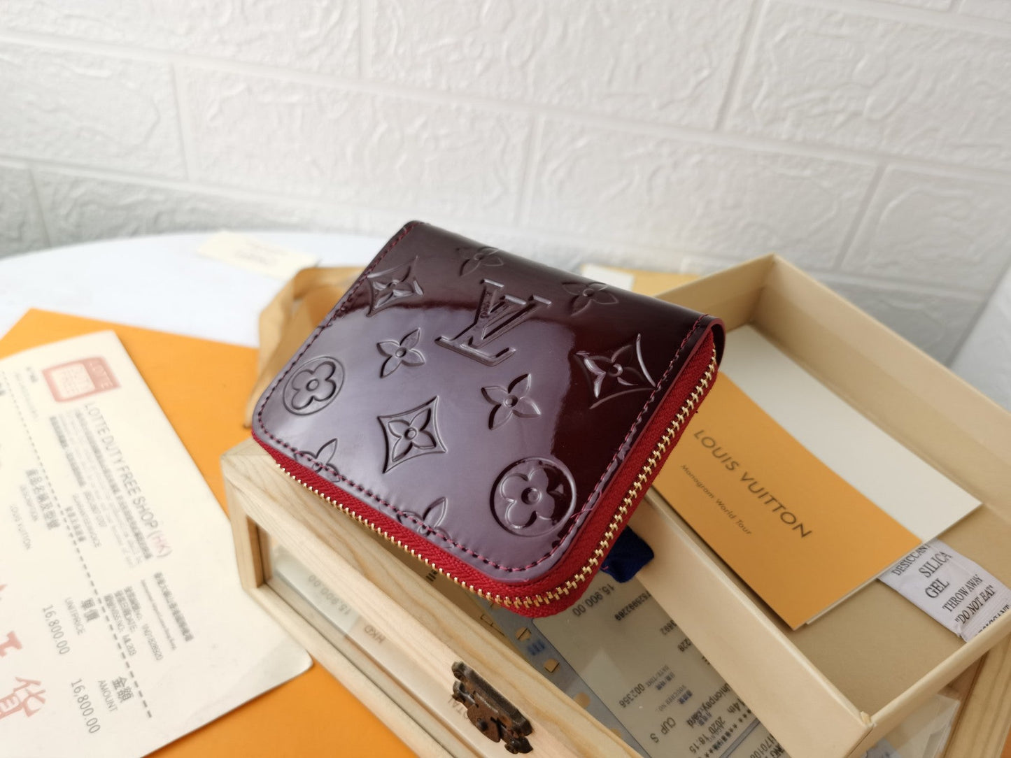 BL - High Quality Wallet LUV 123