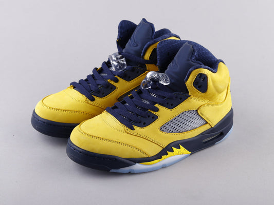 BL - AJ5 Michigan black and yellow