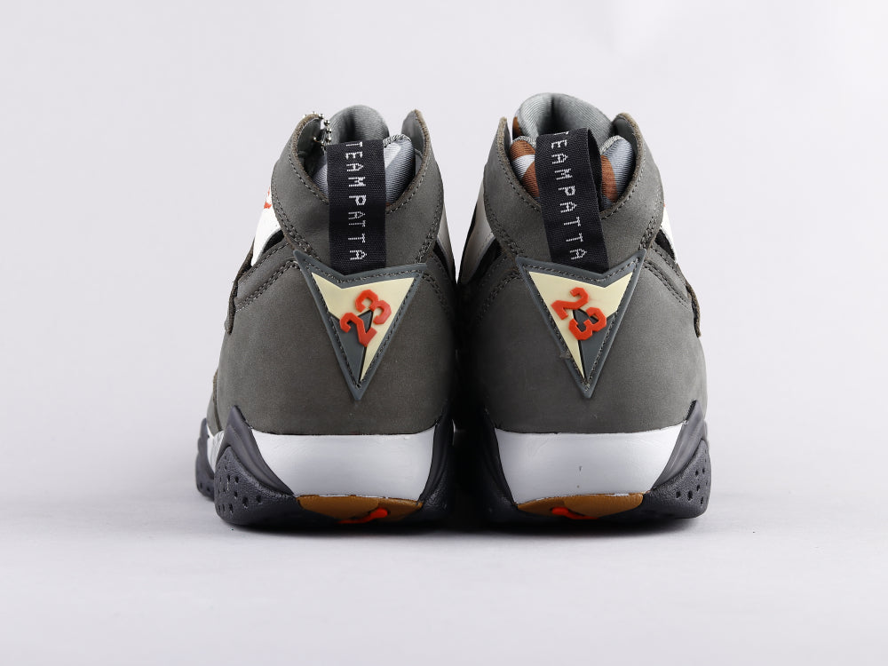 BL - AJ7 PATTA joint black and gray