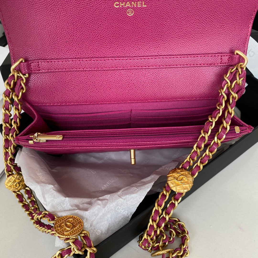 ChanelSmall Flap Bag Gold Hardware Plum For Women, Women&#8217;s Handbags, Shoulder Bags 7.5in/19cm AP2840