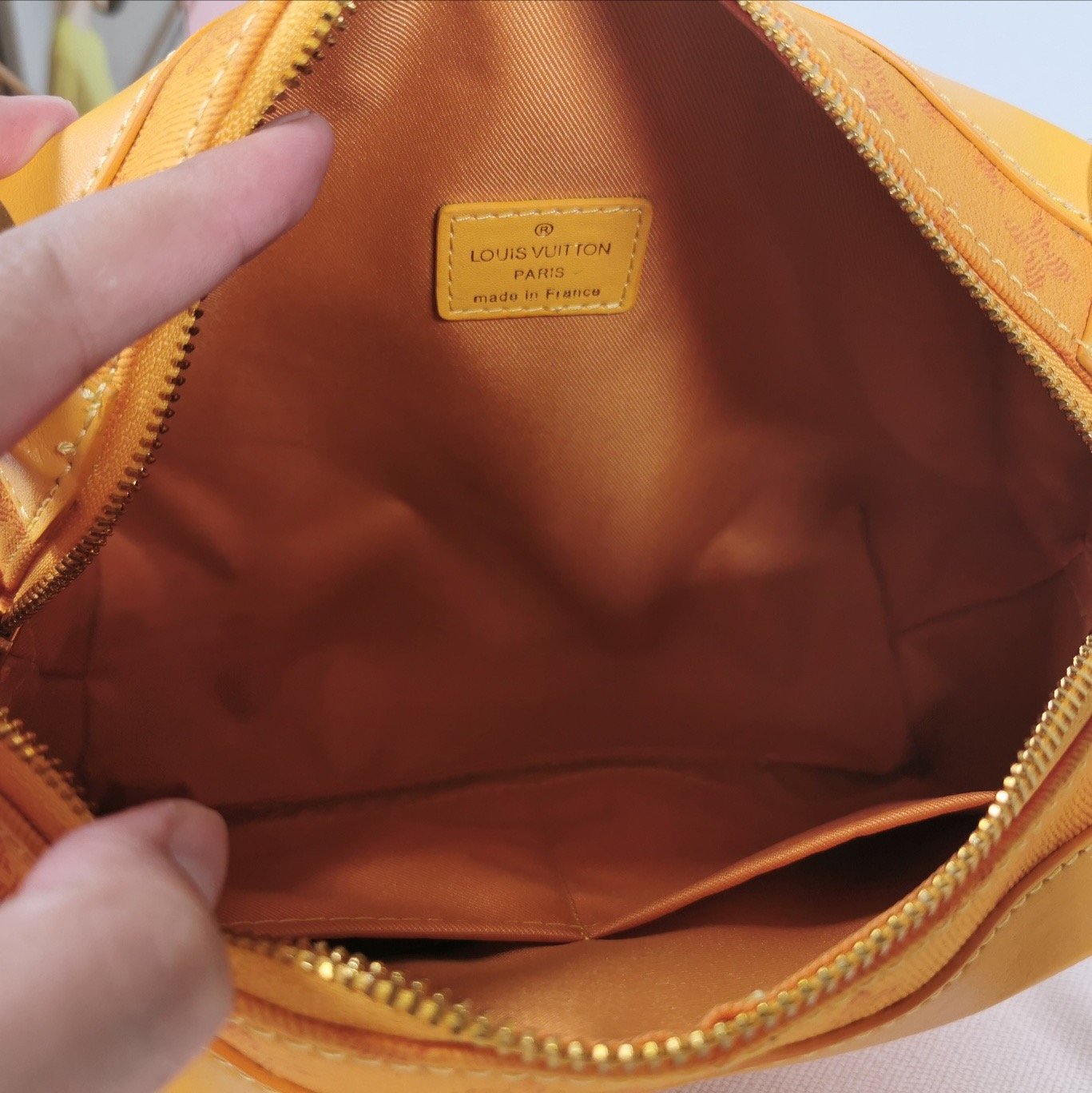 BL - High Quality Bags LUV 256