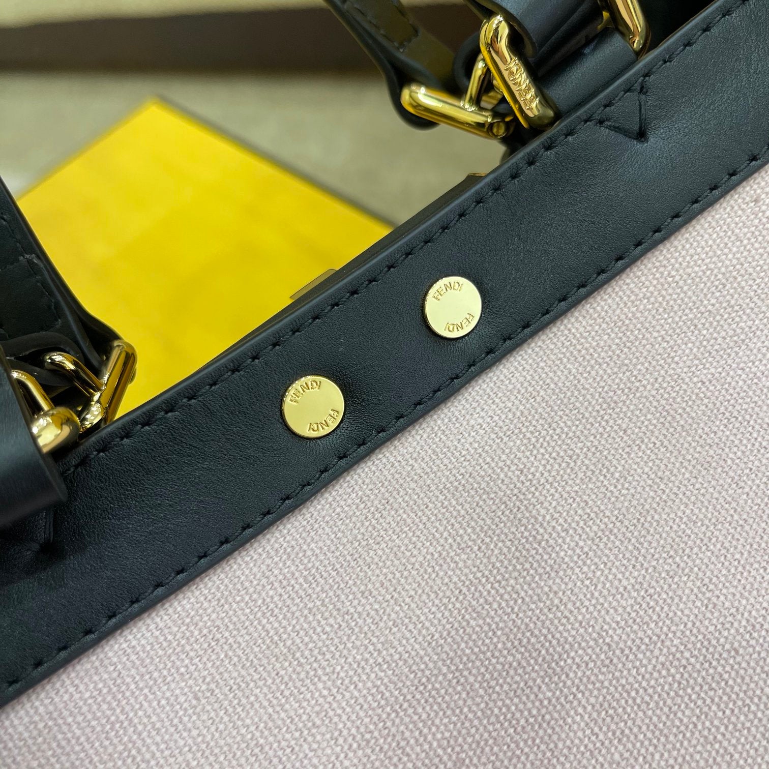FI Peekaboo X-tote Bag Pink Canvas For Women, Women&#8217;s Handbags, Shoulder Bags 16.1in/41cm FF 8BH374
