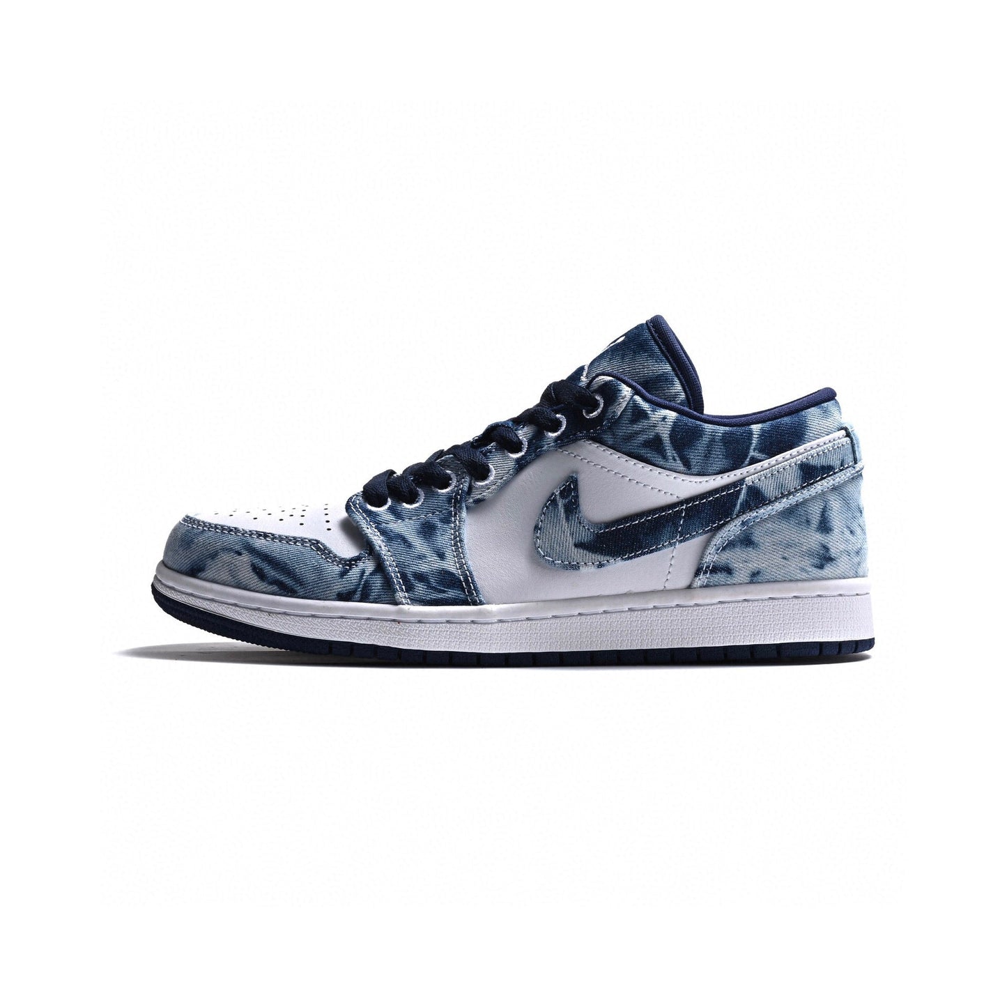 BL - AJ1 Low Washed Denim