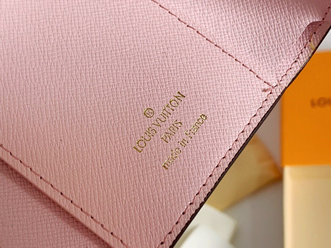 BL - High Quality Wallet LUV 116