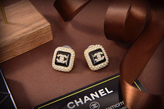 BL - High Quality Earring CHL 065