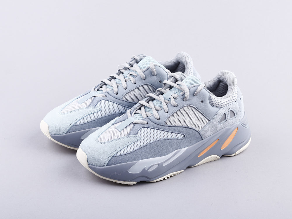 BL - Yzy 700 Inertia Sneaker