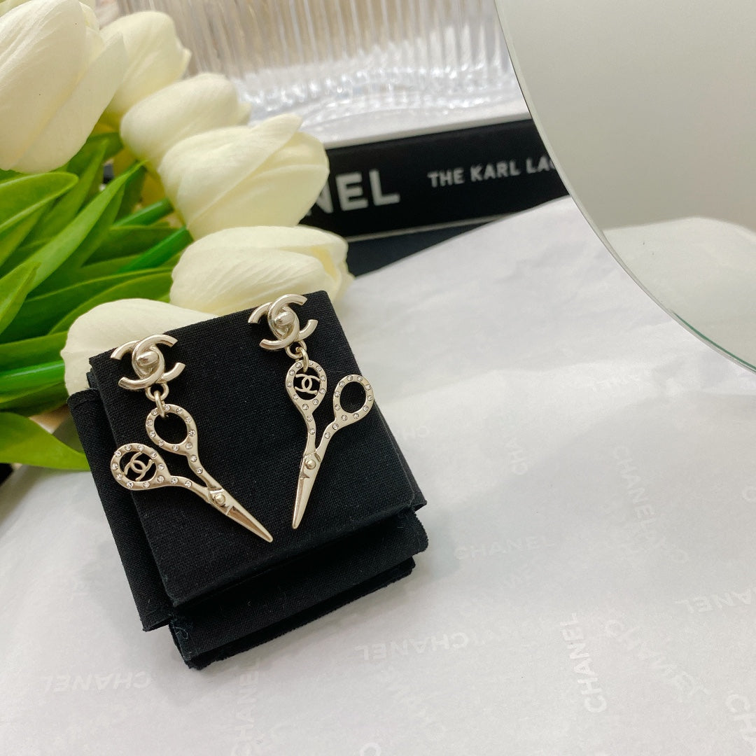 BL - High Quality Earring CHL 005