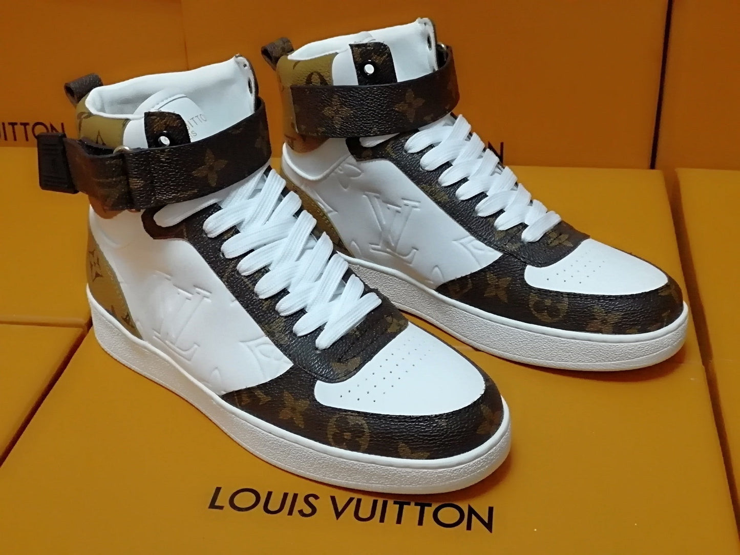 BL - Luv Rivoli White Brown Sneaker