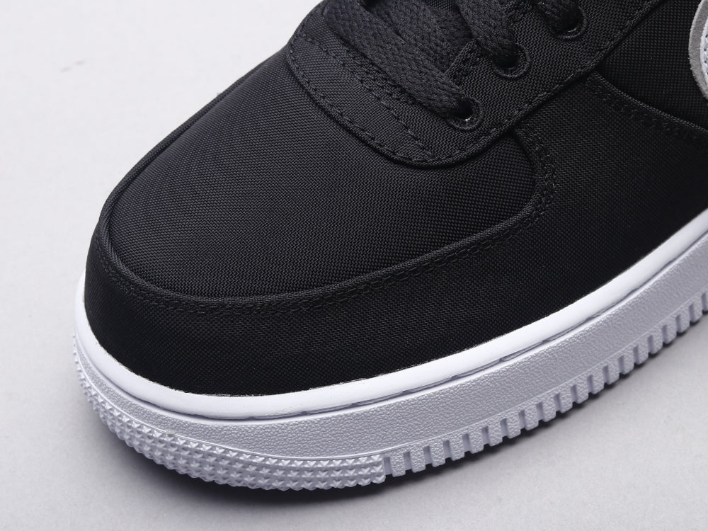 BL - AF1 Reverse Stitch Black & White