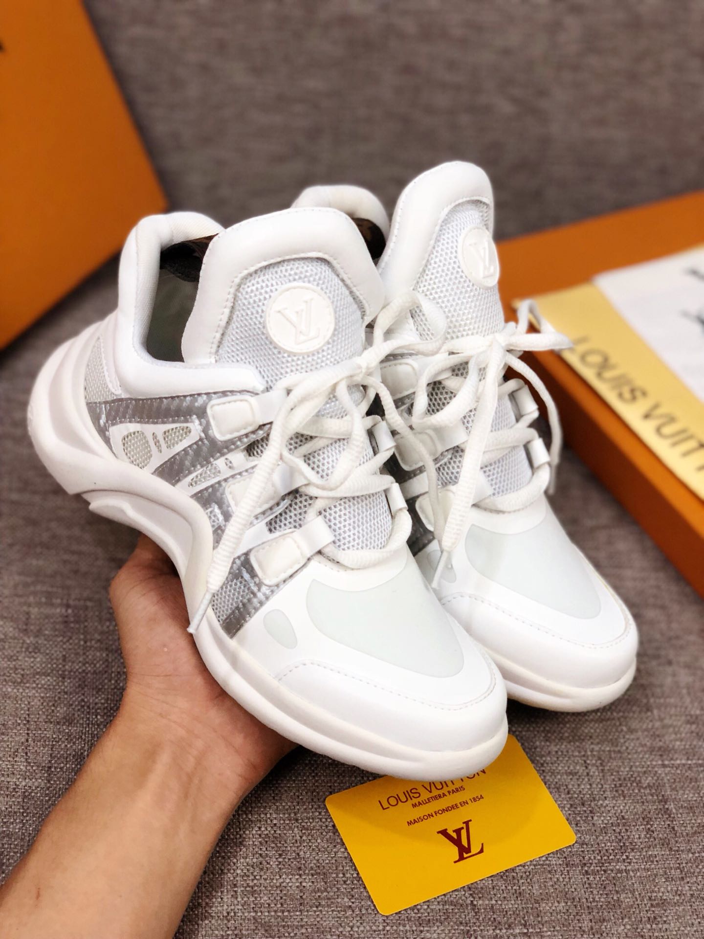 BL - LUV Archlight White Sneaker