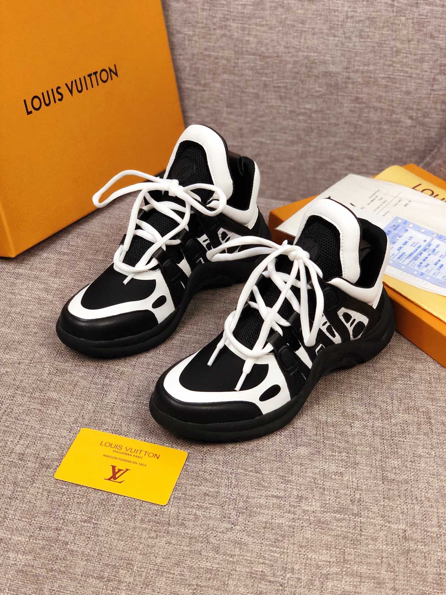 BL - LUV Archlight Black White Sneaker